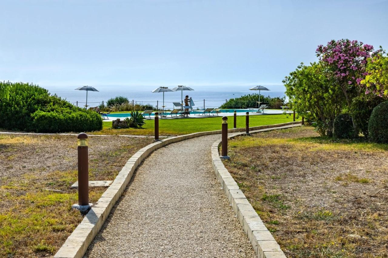 Casa Vacanza Casa Nel Sole Isola  Zewnętrze zdjęcie