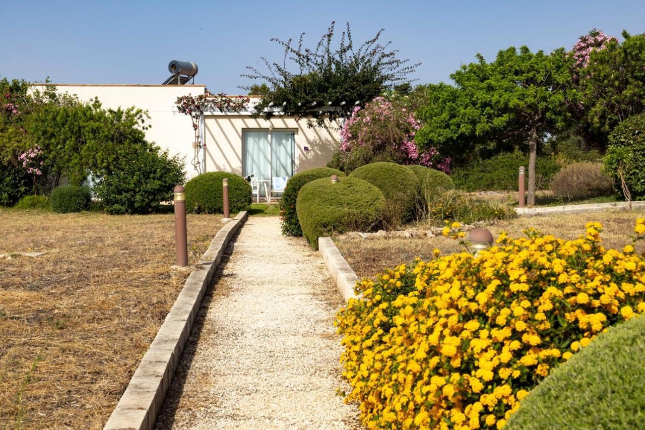 Casa Vacanza Casa Nel Sole Isola  Zewnętrze zdjęcie