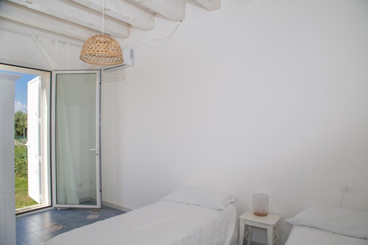 Casa Vacanza Casa Nel Sole Isola  Zewnętrze zdjęcie